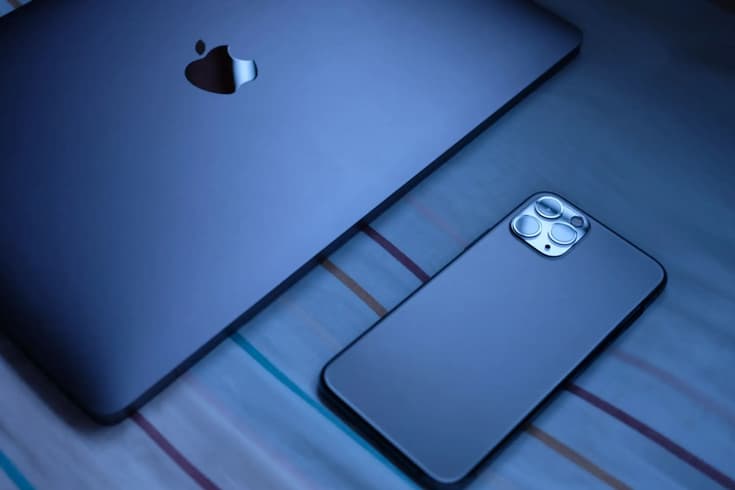 Apple @ Currys-banner-image