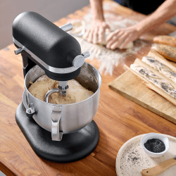 Image showing the Bowl Lift Mixer, 6.6L, Cast Iron Black product.
