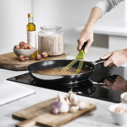 Image showing the Twist Silicone Whisk 2-in-1 product.