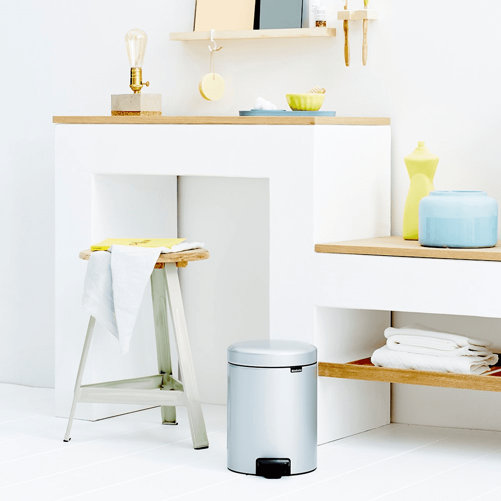 newIcon Pedal bin, 5 litre, Metallic Grey