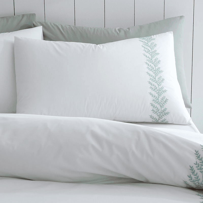 Embroidery Leaf Super King Duvet Set, White