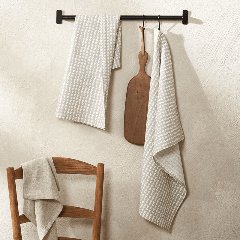 Ditsy Set of 2 Heart Tea Towels, W50cm x L70cm, White/Grey