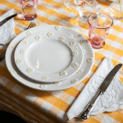 Image showing the Daisy Set of 4 Side Plates, D22cm, White product.