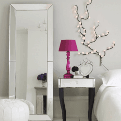 Image showing the Venetian Floor Mirror product.