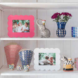 Image showing the Lacquered Scallop Photo Frame, 5 x 7", Pink product.