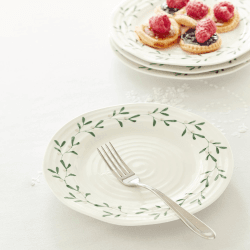 Image showing the Mistletoe Set of 4 Side plates, Dia20cm, White/ Green product.