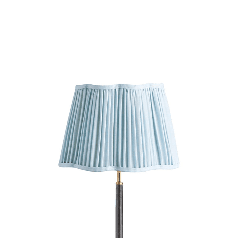 scalloped Shade, 35cm, blue sky linen