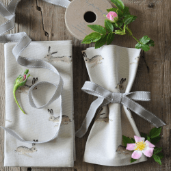 Image showing the Hare Set of 4 napkins, 41 x 41cm product.