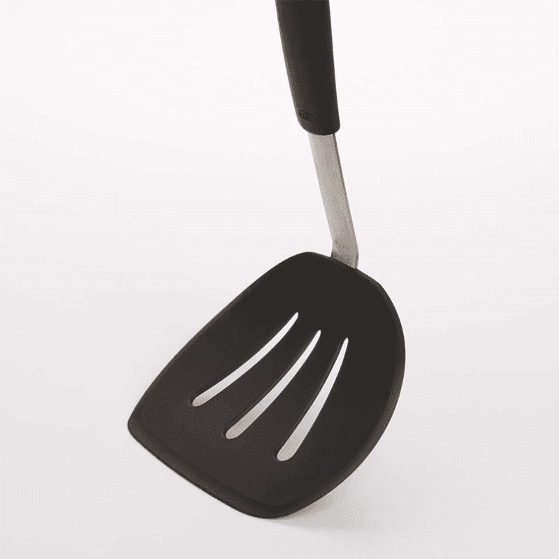 Silicone flexible pancake turner