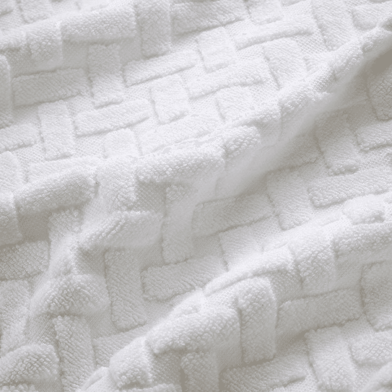 Trellis Towel Bath Towel, White