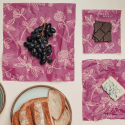 Image showing the Clover Print Pack of 3 food wraps, small/med/large product.