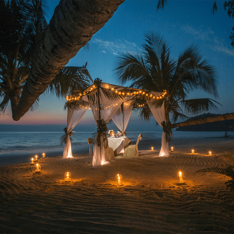 Romantic Dinner on the Beach £50