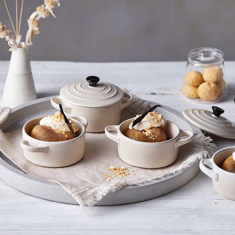 Stoneware Petite round casserole, 10cm, Meringue