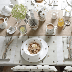 Image showing the Mug, Multi Bee, Large product.