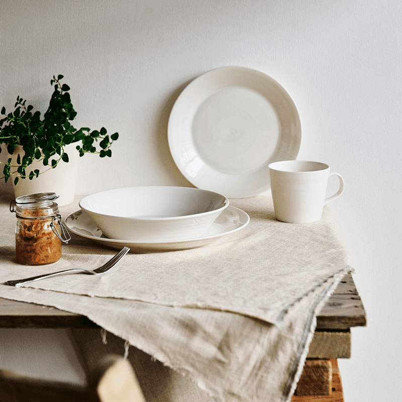 Pure 16 Piece Dinnerware Set, White