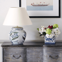 Image showing the Iznik Urn table lamp - base only, H26 x D23cm product.