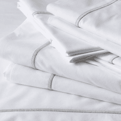 Image showing the Savoy - 400 Thread Count Egyptian Cotton Super king duvet cover, W260 x L220cm, White/Silver product.