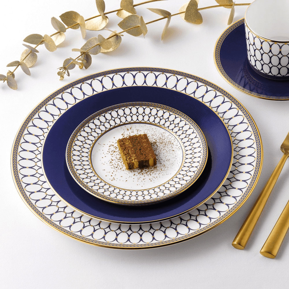 Renaissance Gold 4 piece dinnerware set, White