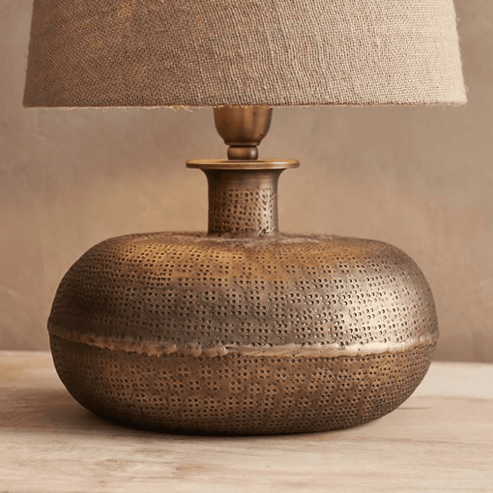 Lumbu Lamp Large, H30 x W39 x D34cm, Metallic