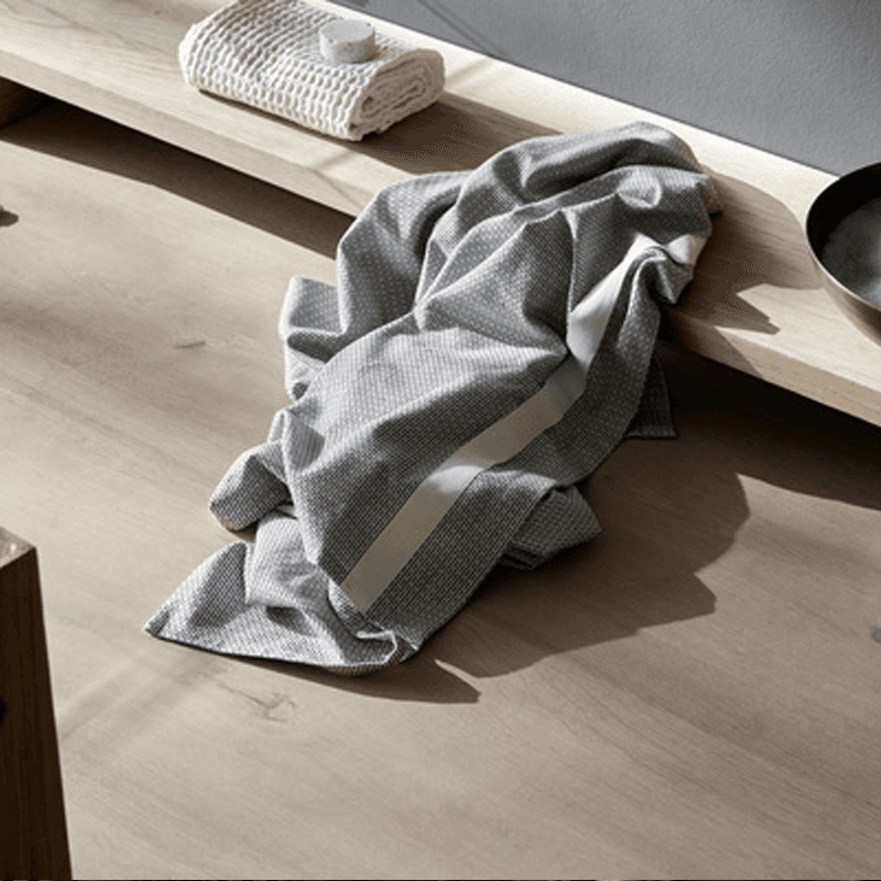Piqué Wellness Towel, 165 x110cm, Morning Grey