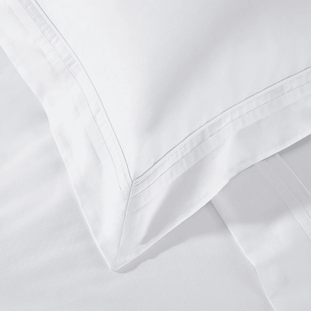 Cavendish Super king size duvet cover, W260 x L220cm, White