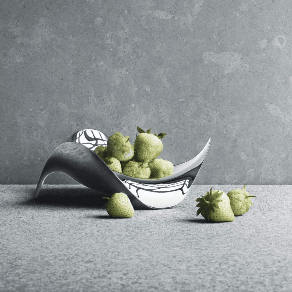 Cobra Bowl, 19.1 x 6.9cm, Stainless Steel, Mirror