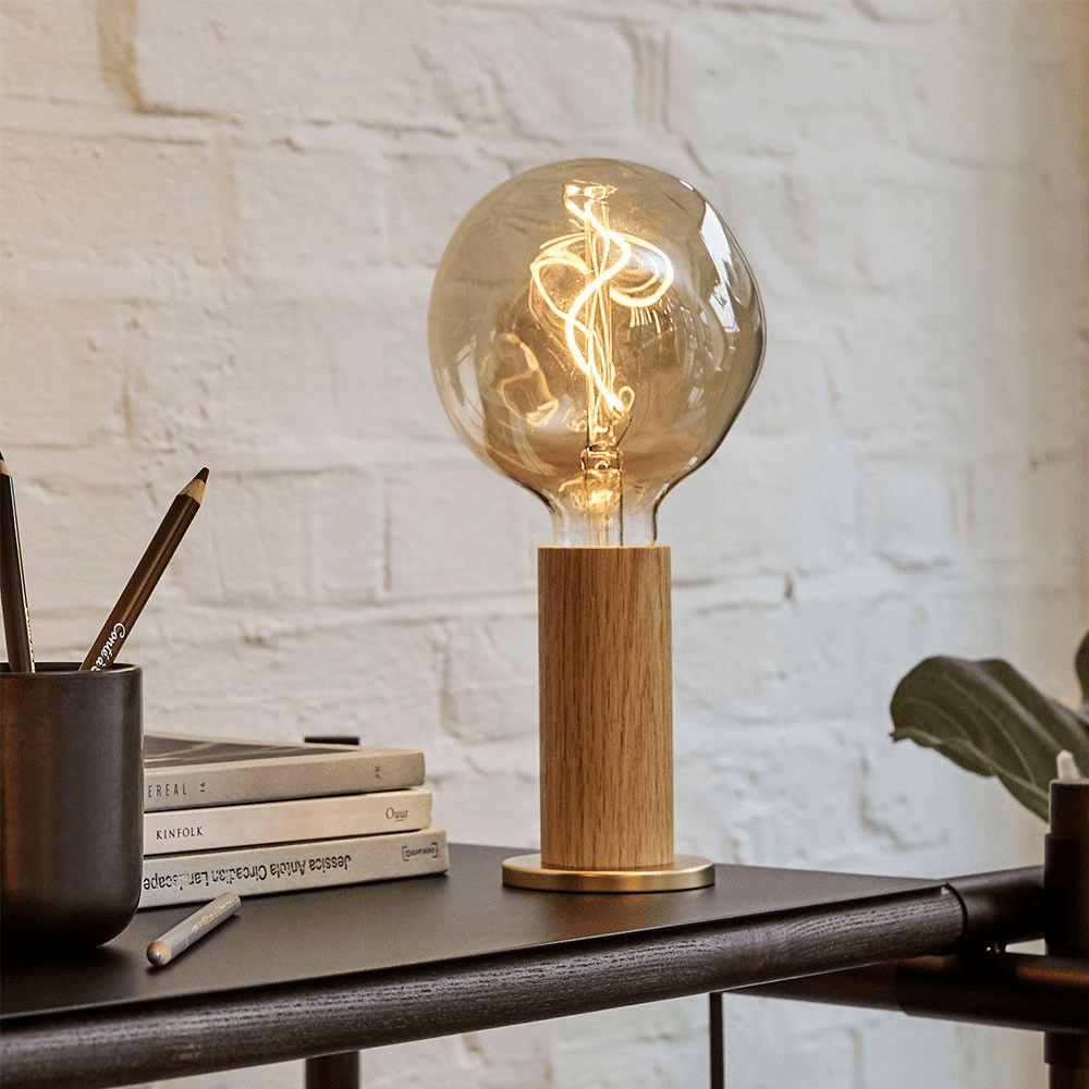 Knuckle Pendant Table lamp with voronoi bulb, H30 x D13cm, Oak & Brass