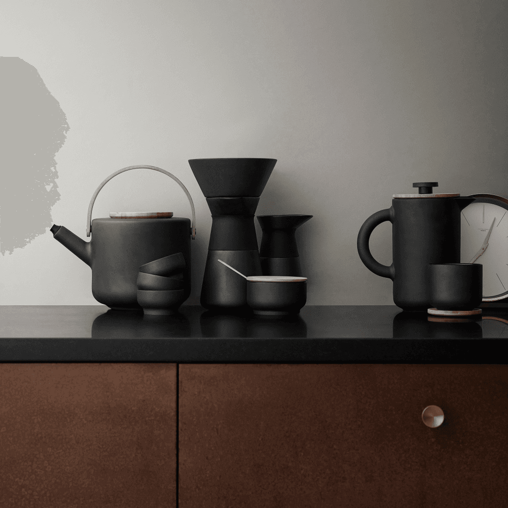Theo by Francis Cayouette Coffee maker, H23.5cm - 0.6 litre, Black
