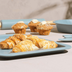 Image showing the Non-Stick Baking Tray, 38cm, Teal product.