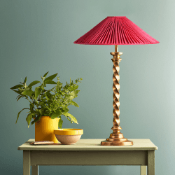 Image showing the Extreme Empire Shade, H15cm, Ruby Silk product.