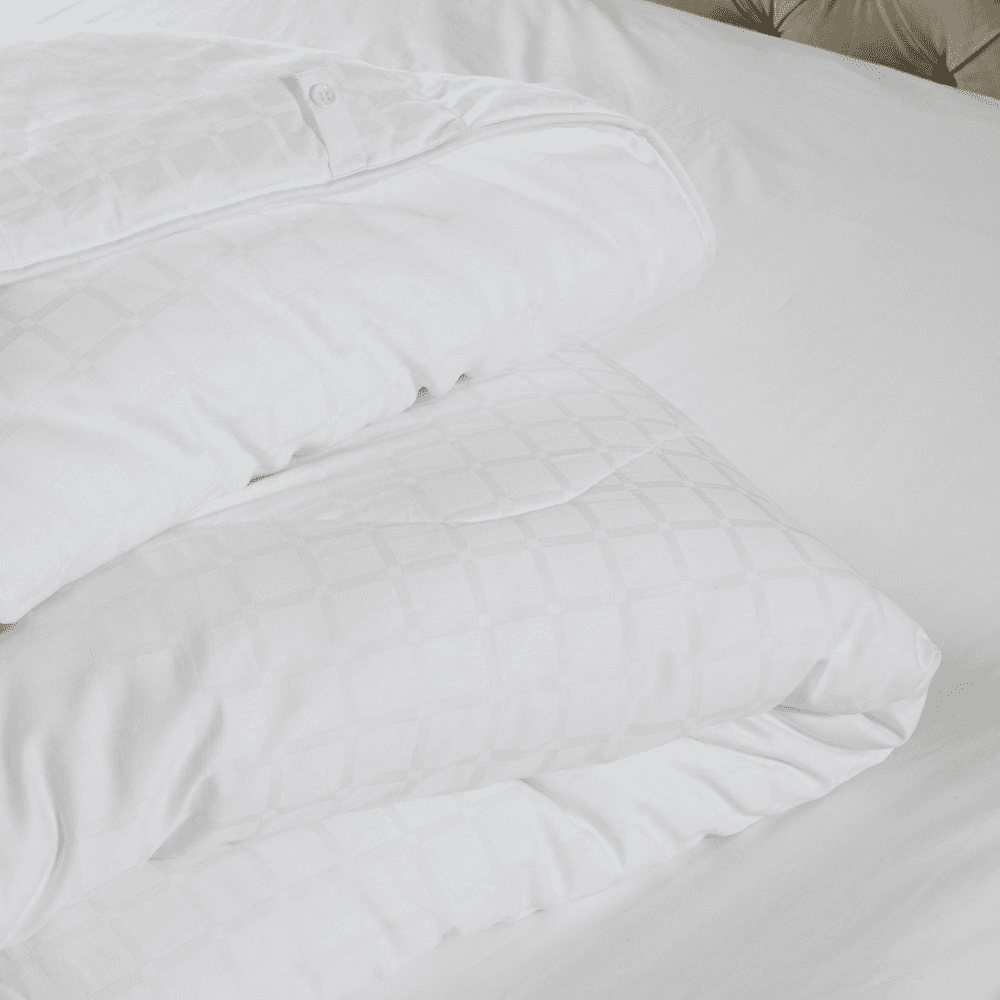 Soft and Light Breathable King size duvet 7.5 tog, 225 x 220cm, White