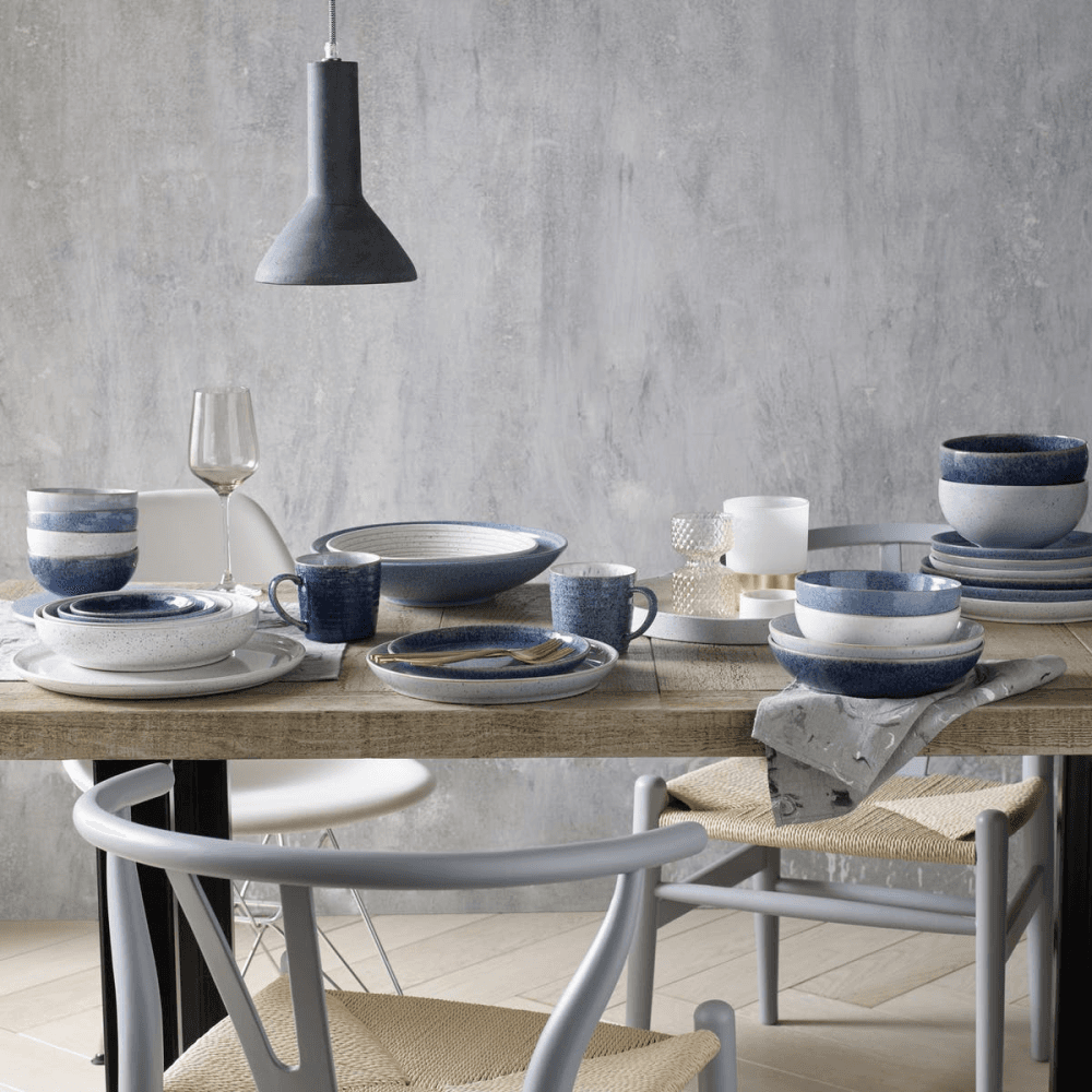 Studio Blue Medium ridged bowl, L25.5 x W25.5 x D5cm, Chalk