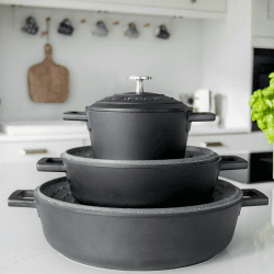 Image showing the Cast Aluminium Casserole Dish, 5L, Black product.