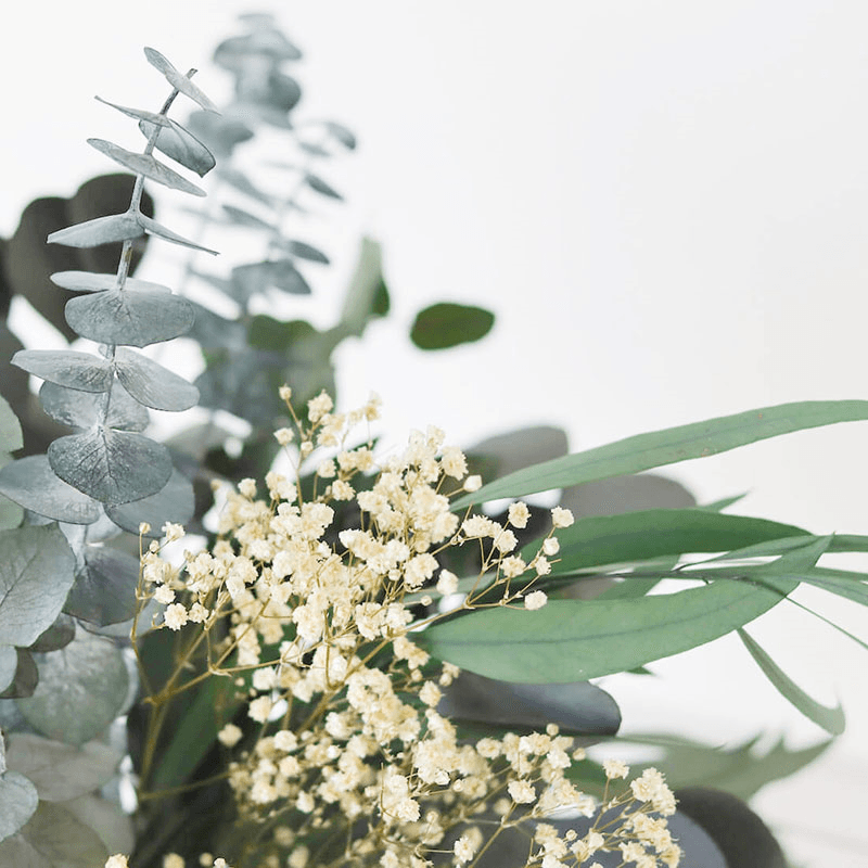 Greenery & Neutrals Large hand-tied bouquet, H42-48cm, Matcha