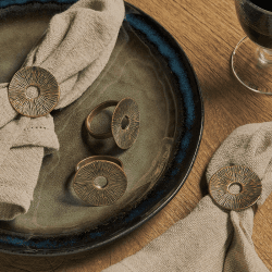 Image showing the Dankuni Set of 4 Napkin Rings, D4cm, Antique Brass product.