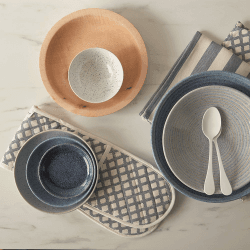 Image showing the Studio Blue 4 piece nesting bowl set product.