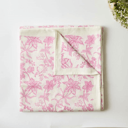 Image showing the Allegra Tablecloth, 145 x 310cm, Pink product.
