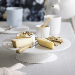 Image showing the Hammershoi Cake dish, Dia 30cm, White product.