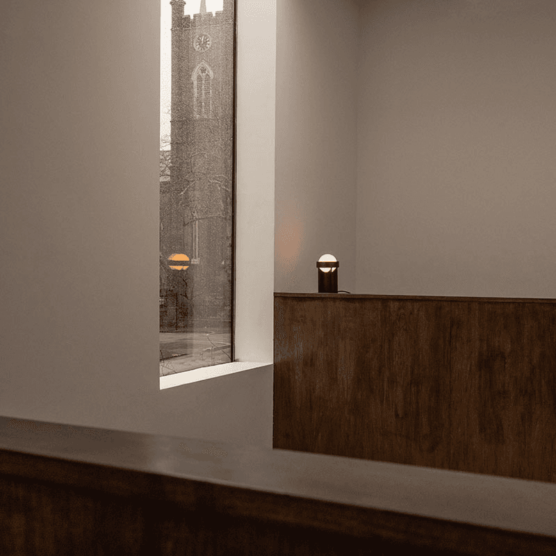 Small Loop Table Lamp with Sphere III, Dark Grey