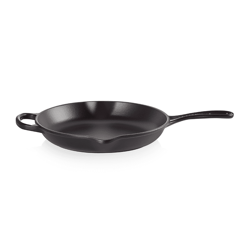 Signature Cast Iron Round skillet, 23cm, Satin Black