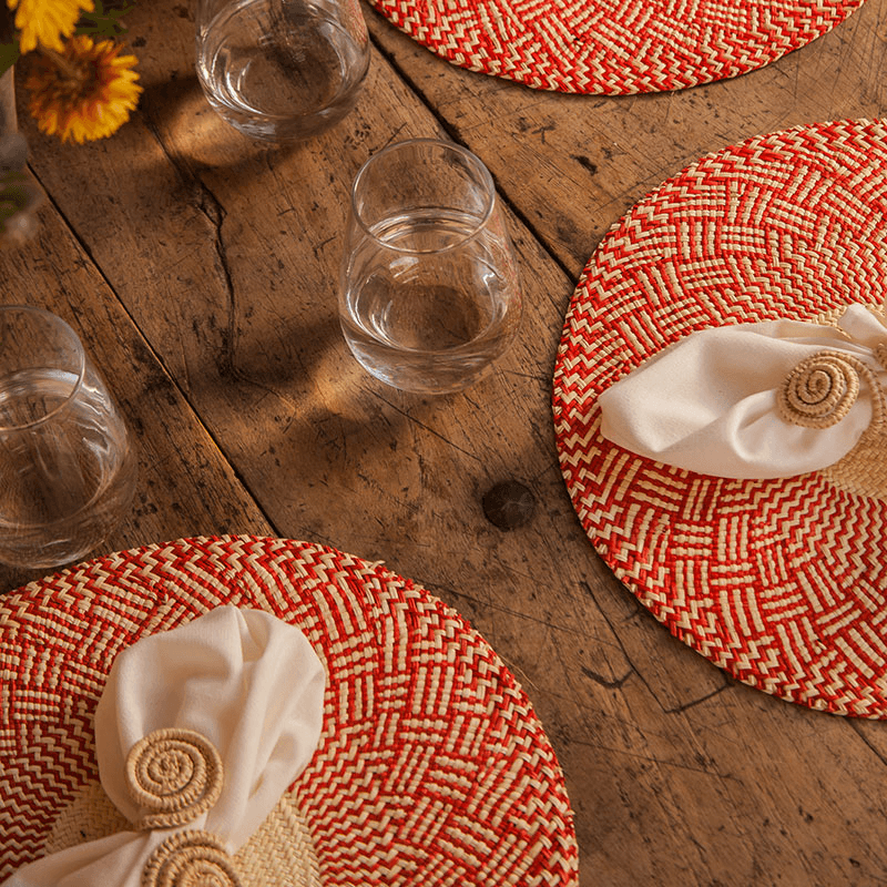 Nariño Set of 2 Woven Placemats, D39cm, Scarlet Red