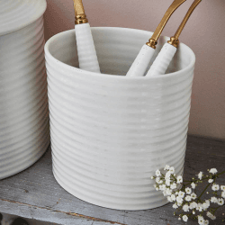 Image showing the Ceramics Oval utensil jar large, 19 x 15cm, White product.