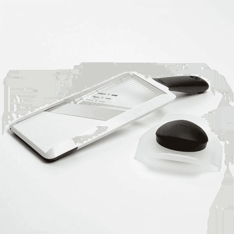 Hand-held mandoline slicer