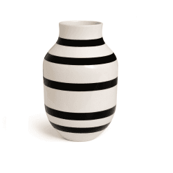 Image showing the Omaggio Vase, Large, Black product.