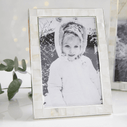 Image showing the Mother of Pearl Photograph frame, 4 x 6", White product.