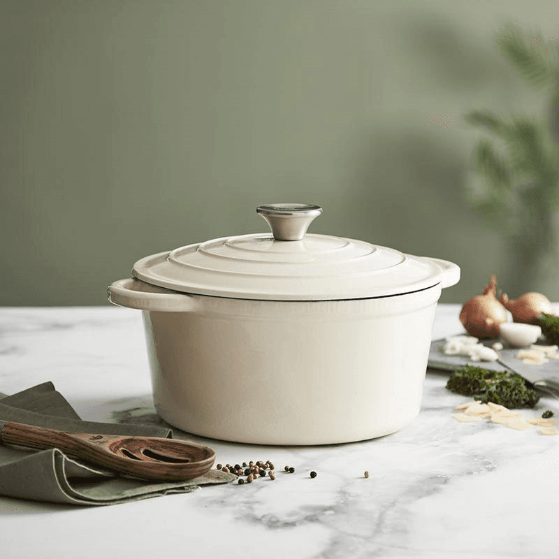 Cast Iron Round Casserole, 24cm, Cream