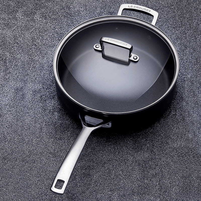 Toughened Non-Stick Covered saute pan, 26cm - 4 litre