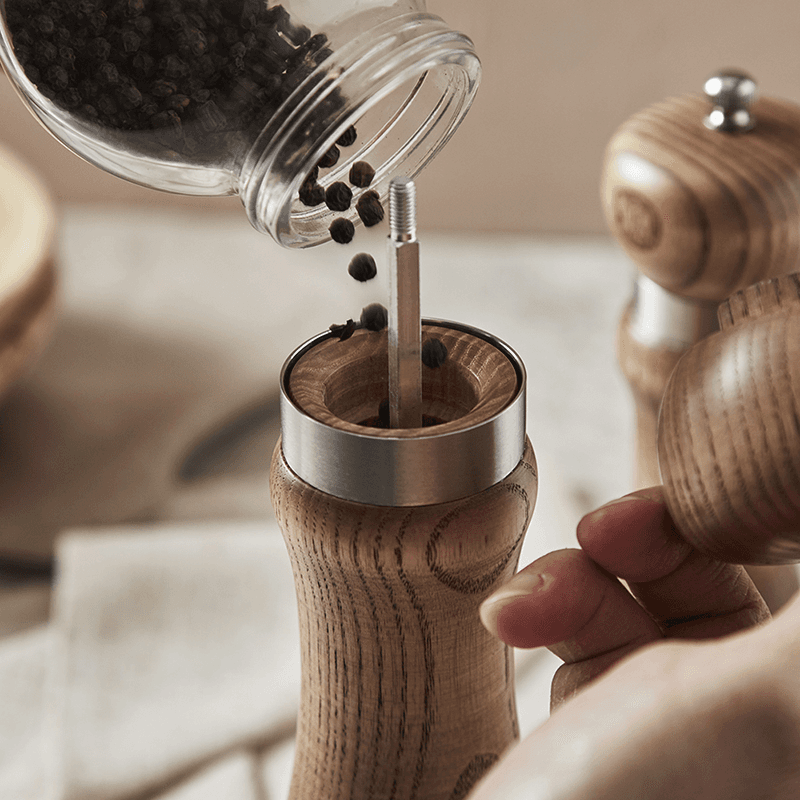 Hoxton Vintage Salt & Pepper Mill Set, Ash