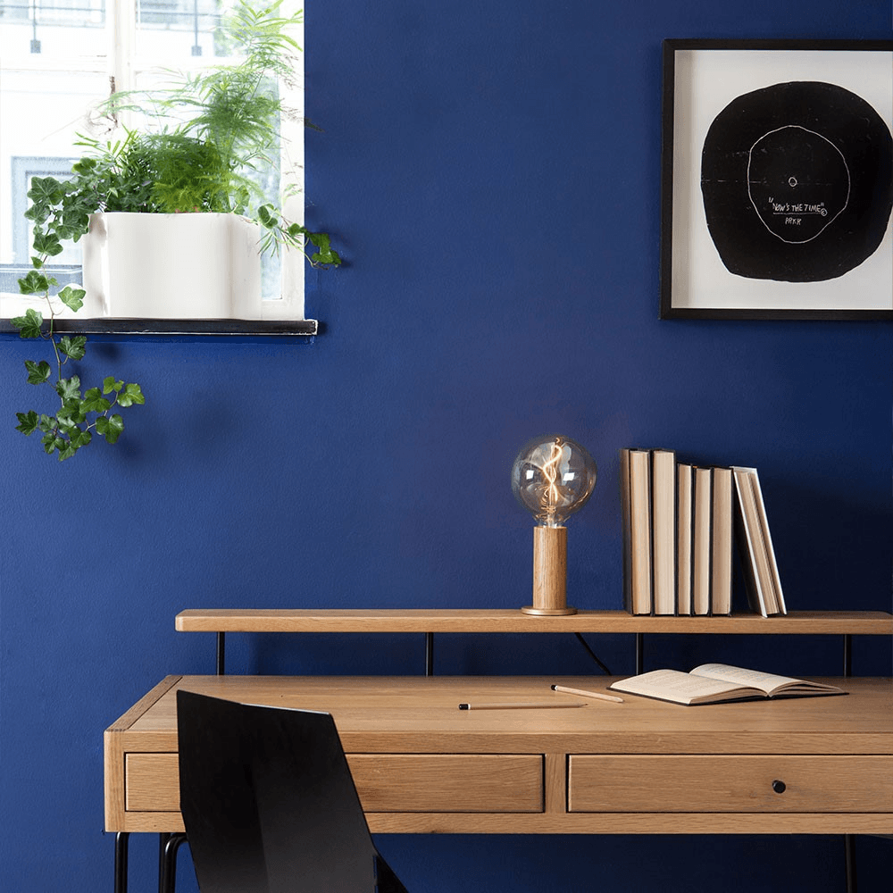 Knuckle Pendant Table lamp with voronoi bulb, H30 x D13cm, Oak & Brass