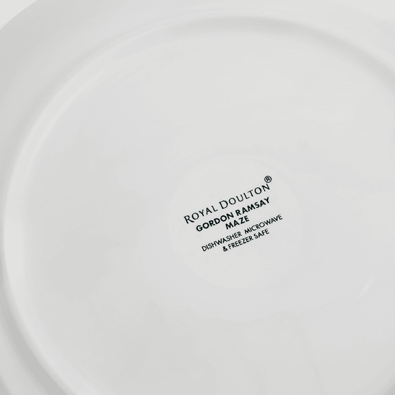 Gordon Ramsay Maze 16 Piece Dinnerware Set, White